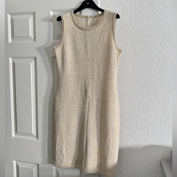 St. John Sleeveless Dress